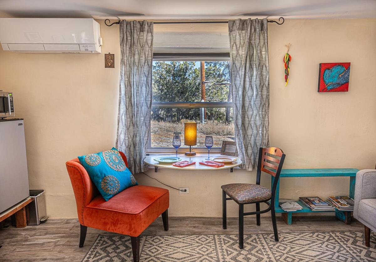 Pet Friendly Pinon Heaven Bed & Breakfast Canada de los Alamos Dış mekan fotoğraf